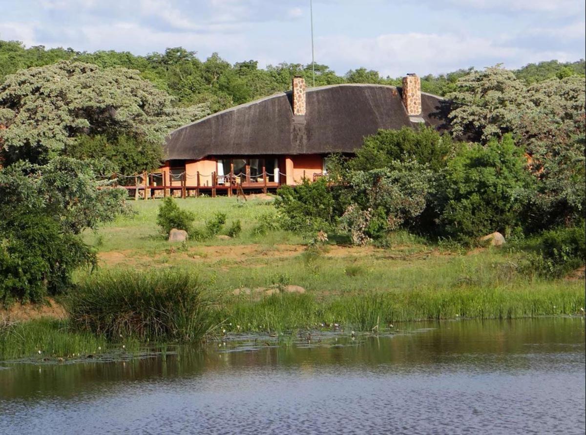 שמורת הצייד ולחפונדן Metsi Lodge מראה חיצוני תמונה