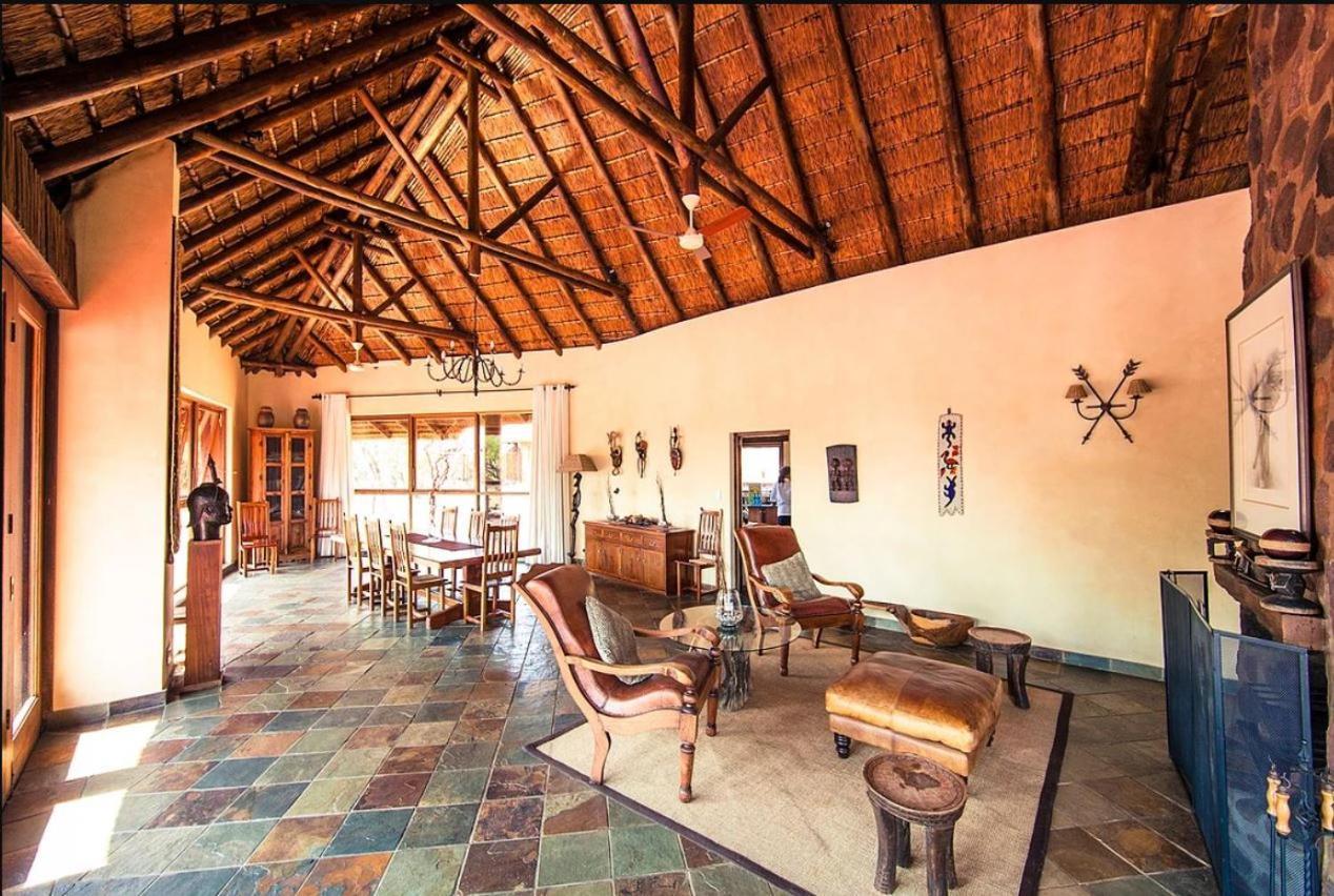 שמורת הצייד ולחפונדן Metsi Lodge מראה חיצוני תמונה